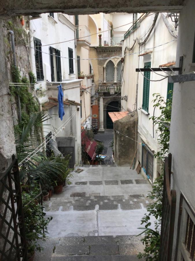 L'Ancora Di Amalfi Apartment Bagian luar foto