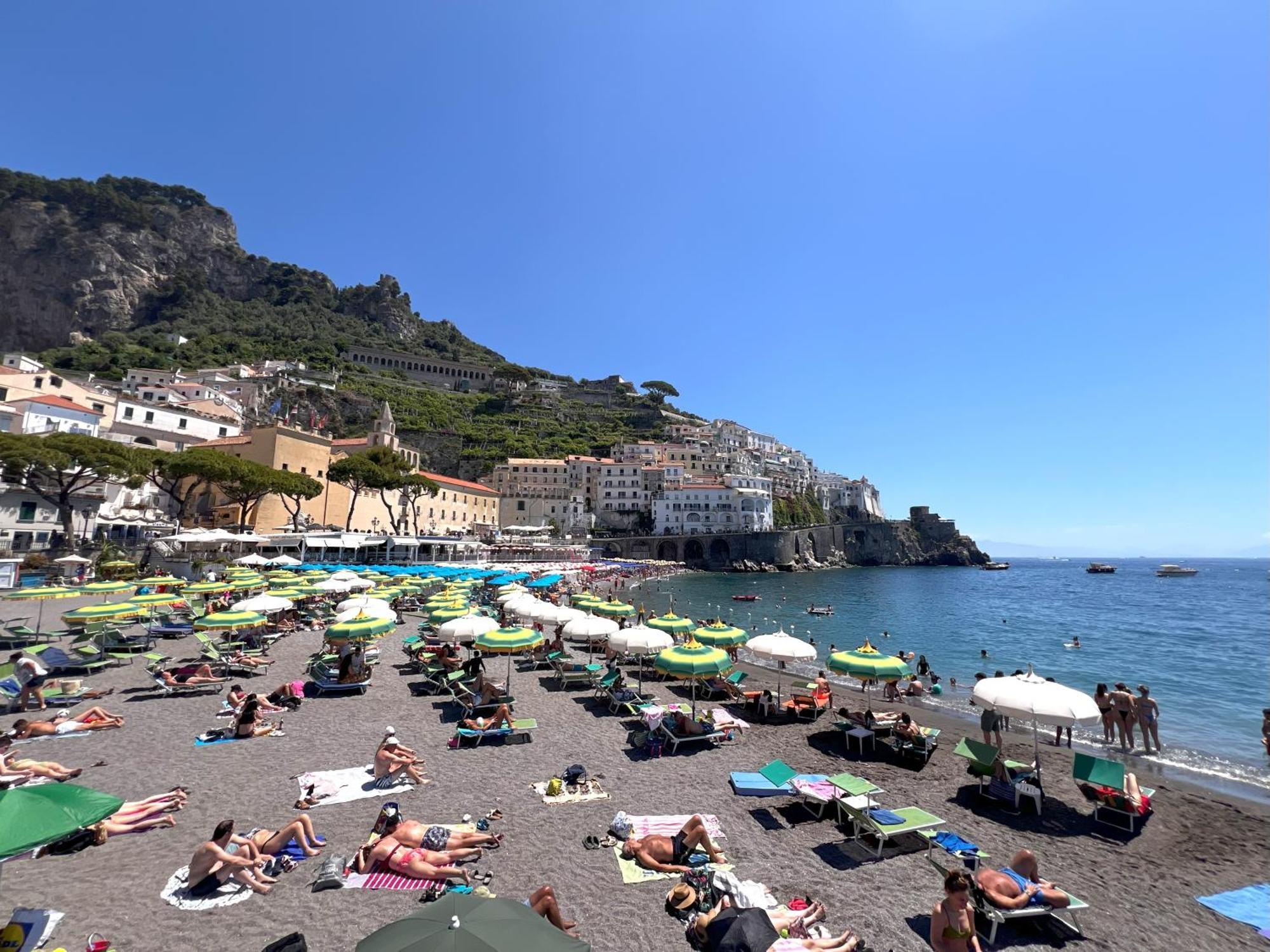 L'Ancora Di Amalfi Apartment Bagian luar foto