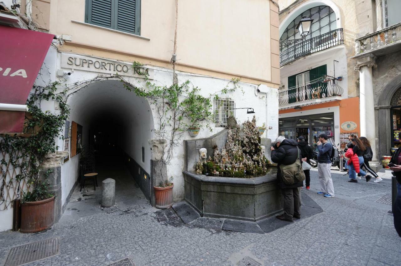 L'Ancora Di Amalfi Apartment Bagian luar foto